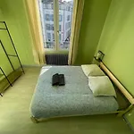 Spacious Apartment With Balconies Downtown