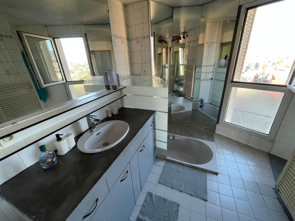 Spacious With Balconies Downtown Appartement Clermont-Ferrand